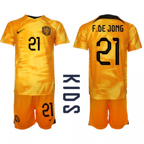 Otroški Nogometni dresi Nizozemska Frenkie de Jong #21 Domači SP 2022 Kratek Rokav (+ Kratke hlače)